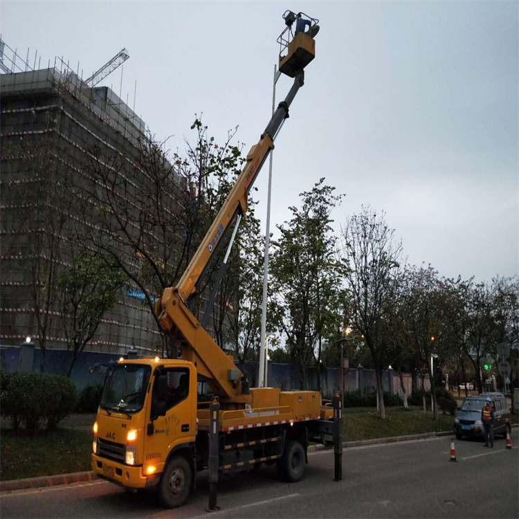 淮北小型高空作业车出租